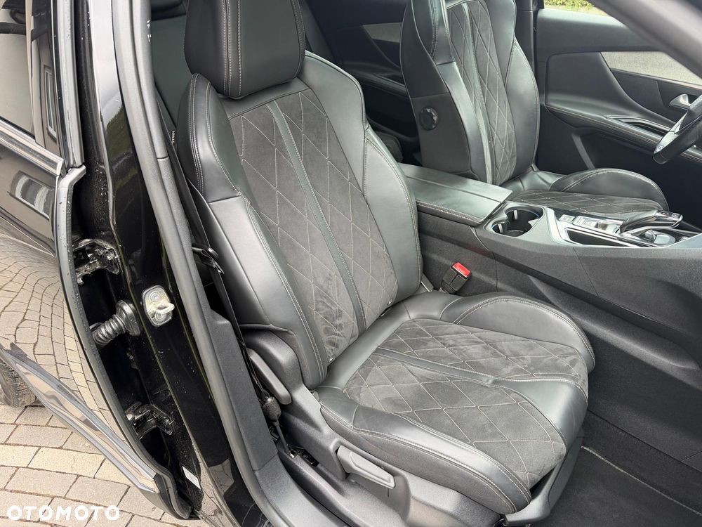 Peugeot 3008 2.0 BlueHDi GT S&S EAT8 - 11
