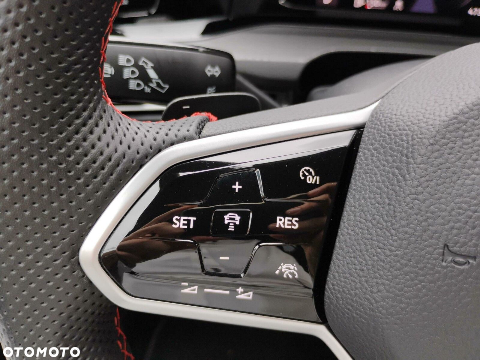 Volkswagen Golf VIII 2.0 TSI GTI DSG - 19