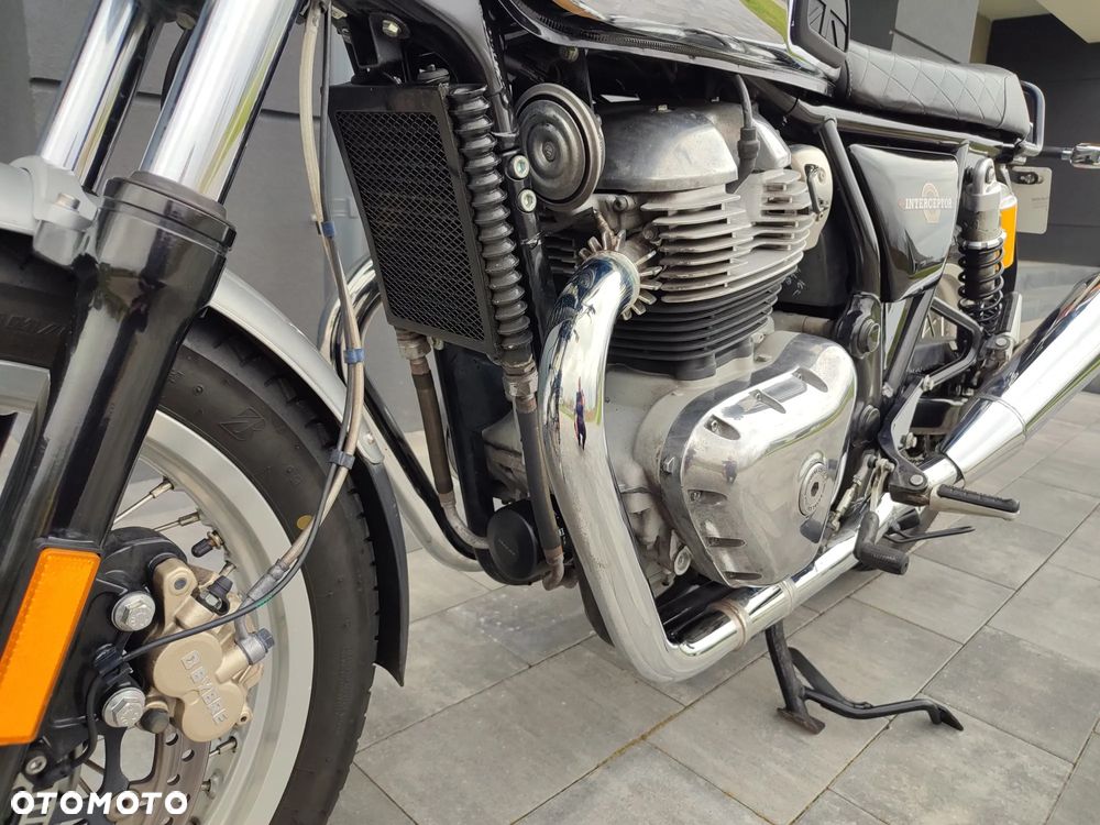 Royal Enfield Interceptor - 18