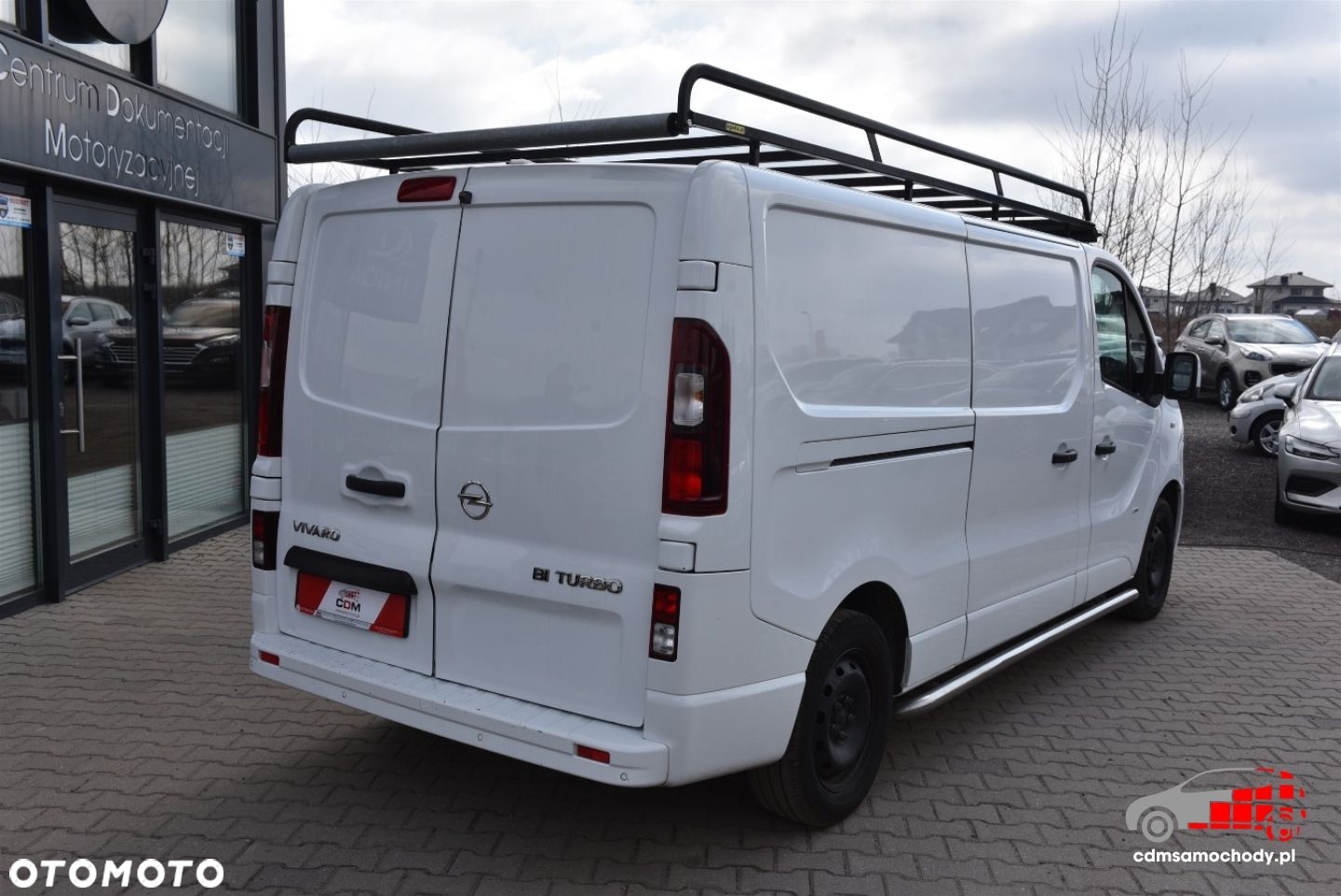 Opel Vivaro - 10