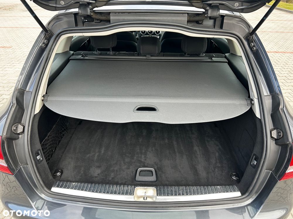 Mercedes-Benz Klasa C 200 (BlueTEC) d 7G-TRONIC Exclusive - 16