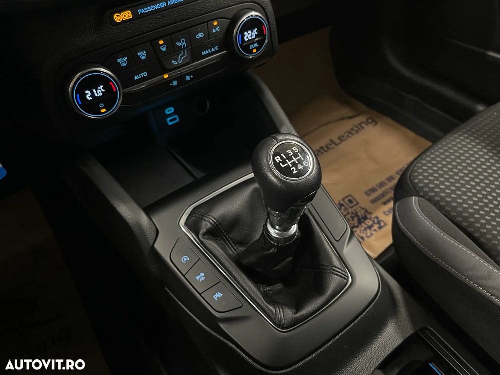 Ford Focus 1.5 EcoBlue Connected - 19