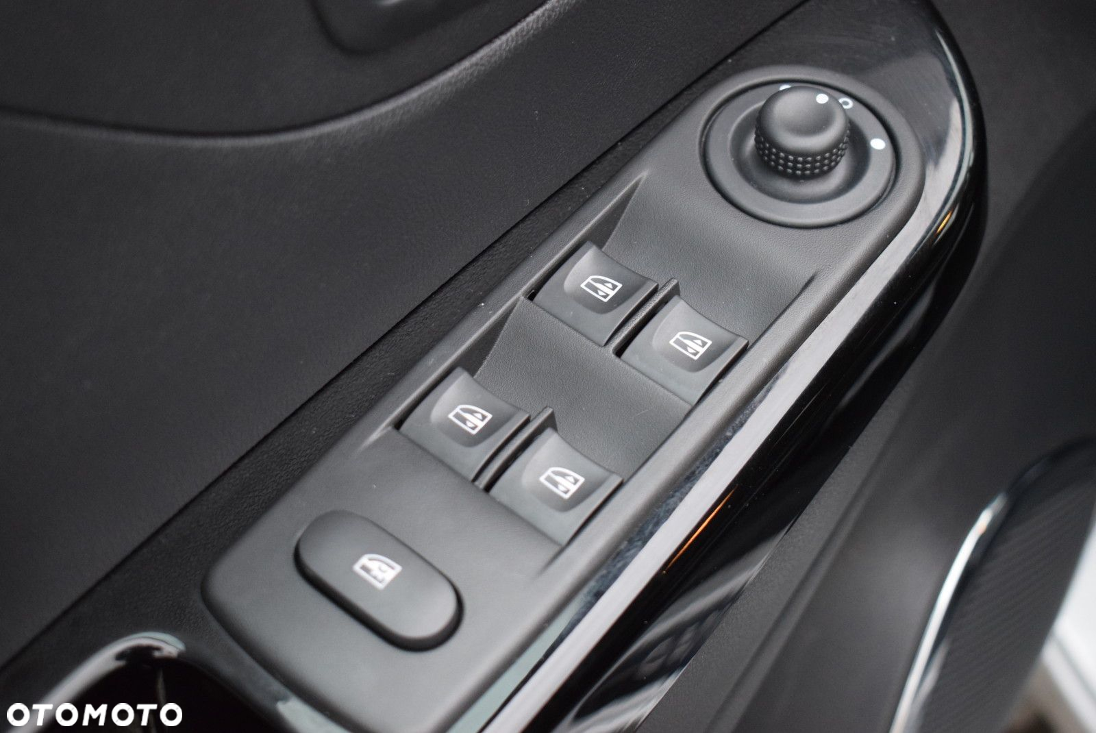 Renault Captur - 19