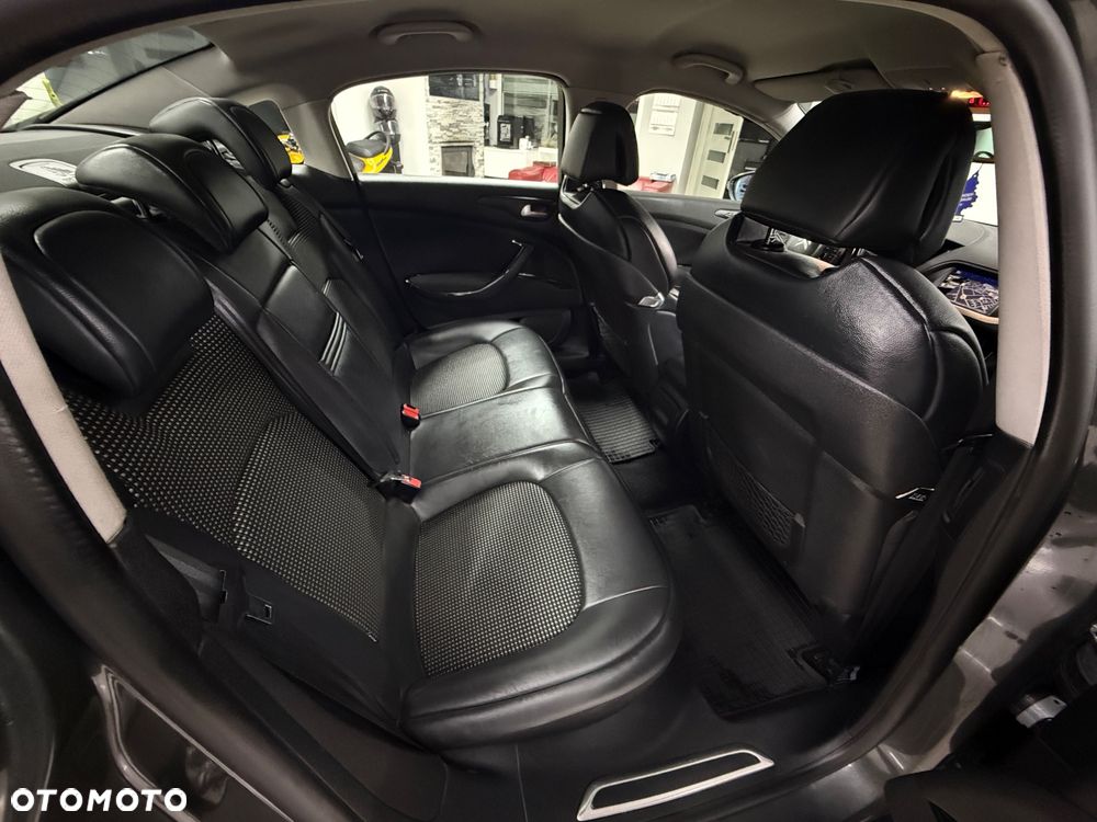 Citroën C5 2.0 HDi Exclusive - 31
