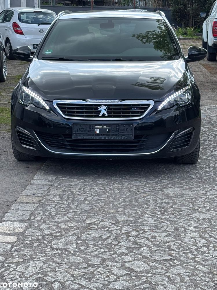 Peugeot 308 - 1