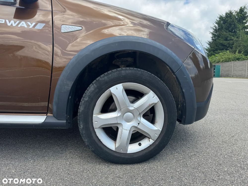 Dacia Sandero 1.6 MPI Stepway - 10