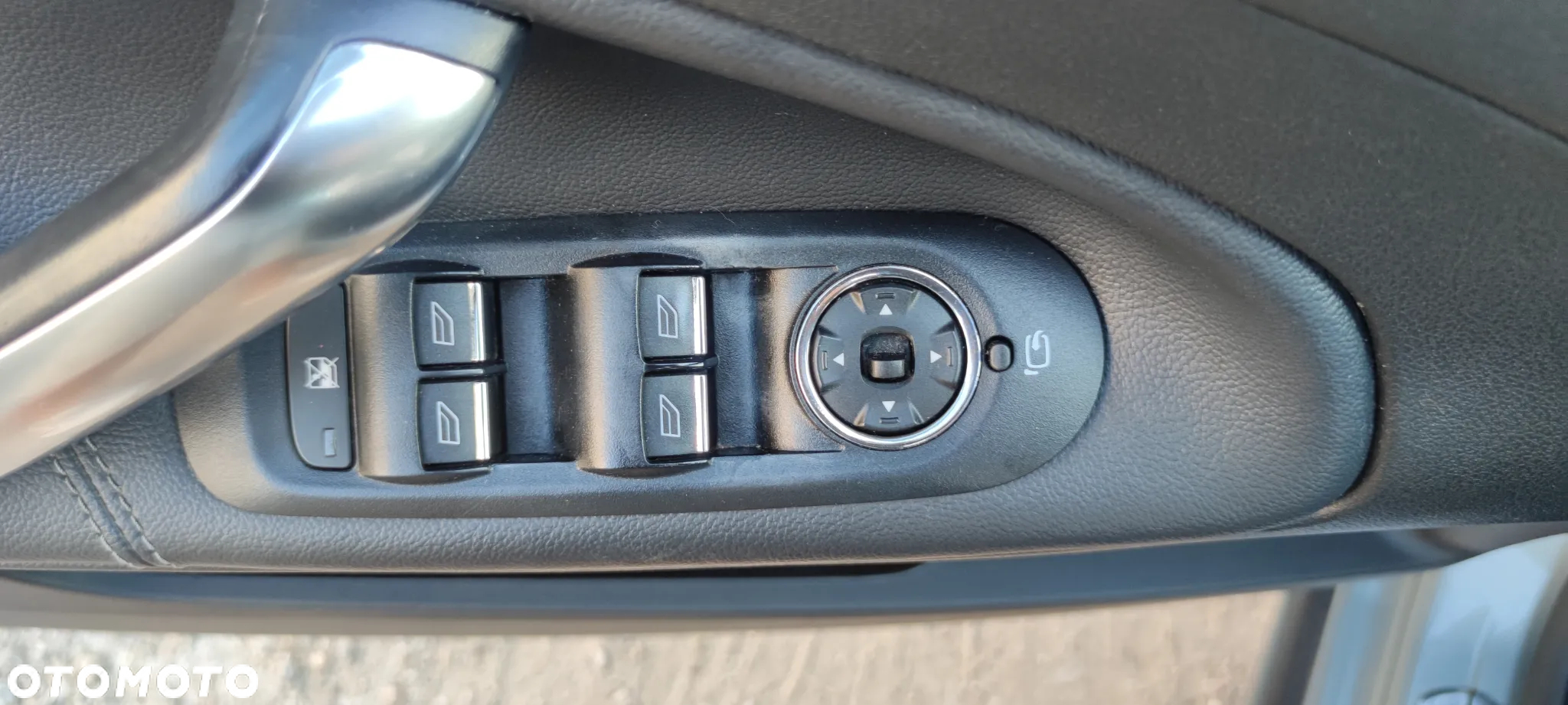 Ford Mondeo 2.0 TDCi Titanium X - 27