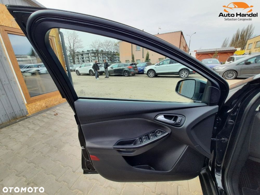 Ford Focus 1.5 EcoBoost STart-Stopp-System TITANIUM - 41