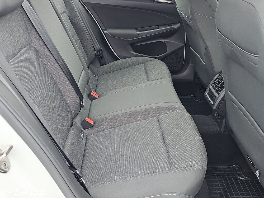 Volkswagen Golf - 26