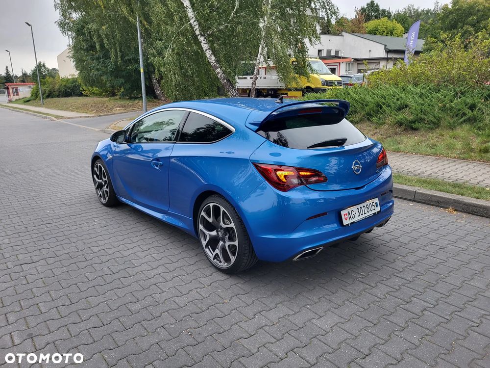 Opel Astra IV GTC OPC - 4