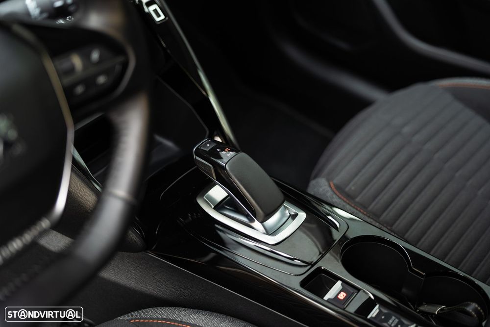 Peugeot e-208 Active - 16