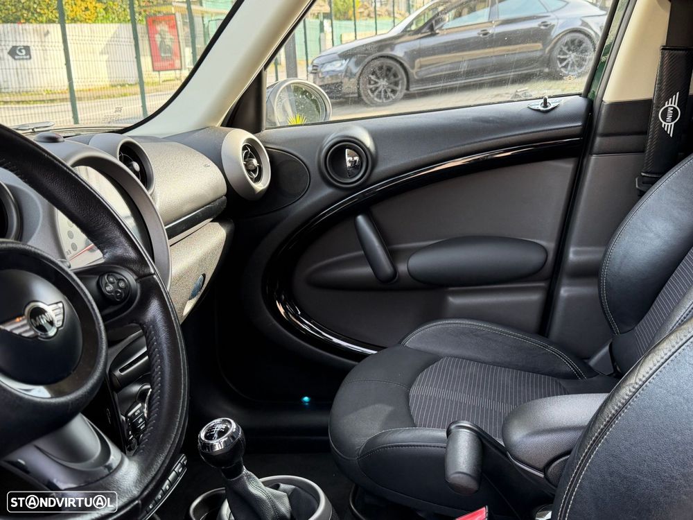 MINI Countryman Cooper SD ALL4 - 14