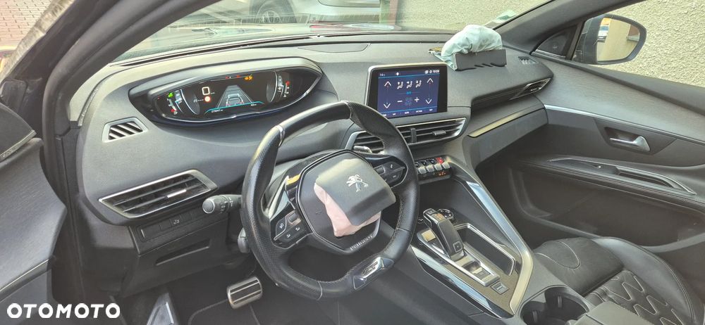 Peugeot 5008 BlueHDi 180 EAT8 GT - 10