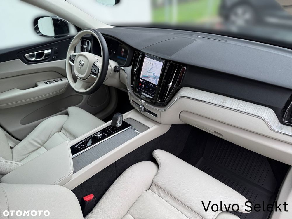 Volvo XC 60 - 30