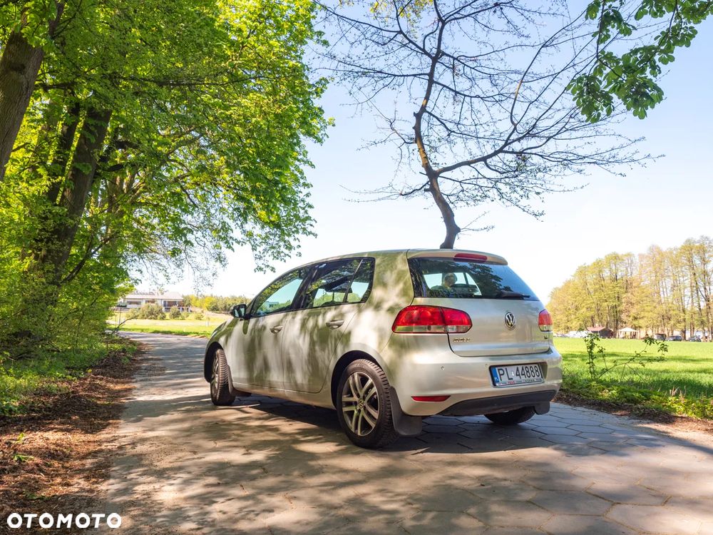 Volkswagen Golf 1.6 Comfortline - 6