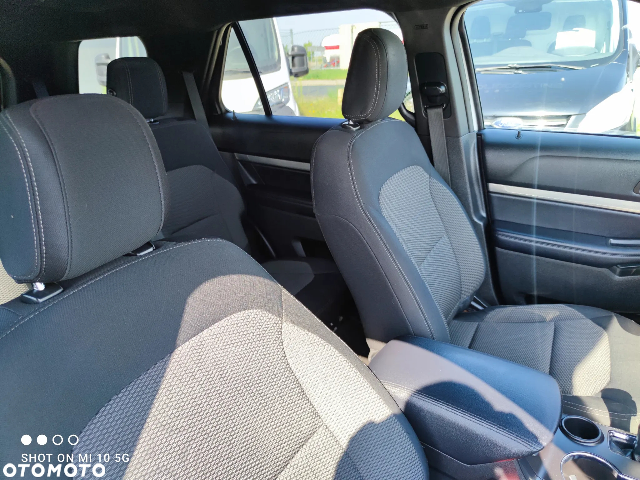 Ford Explorer - 13