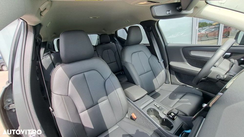 Volvo XC 40 B3 AT FWD MHEV Core - 6