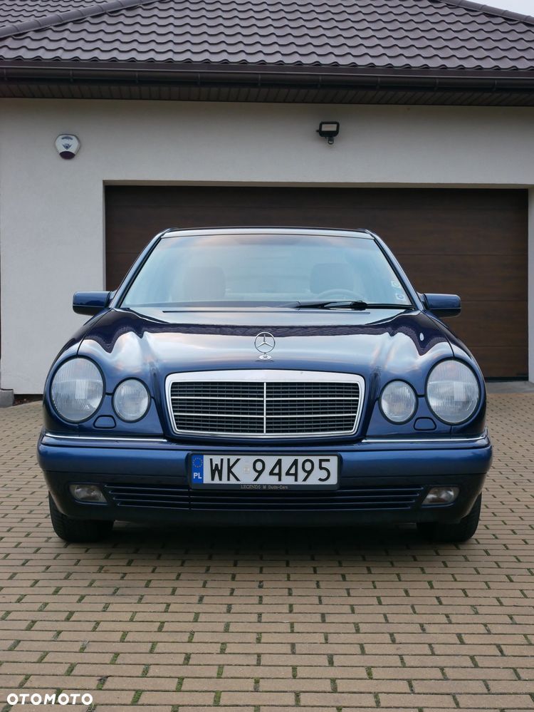 Mercedes-Benz Klasa E - 4