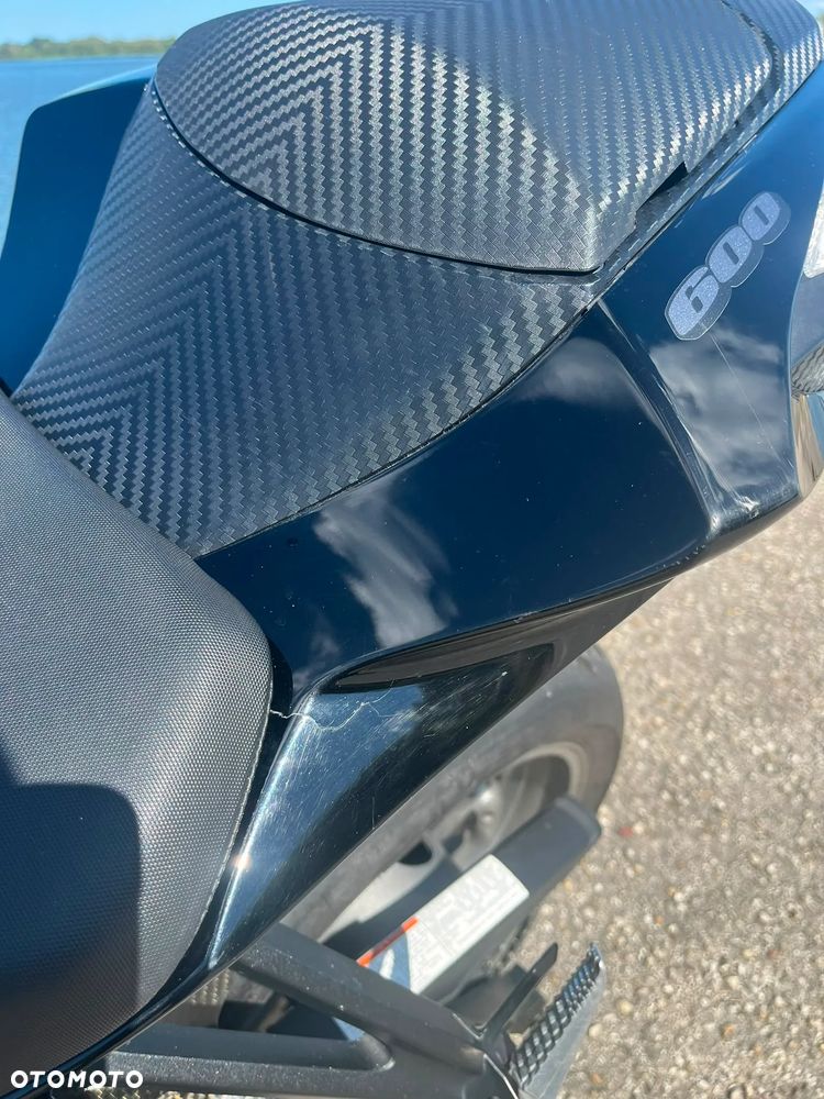 Suzuki GSX-R - 8