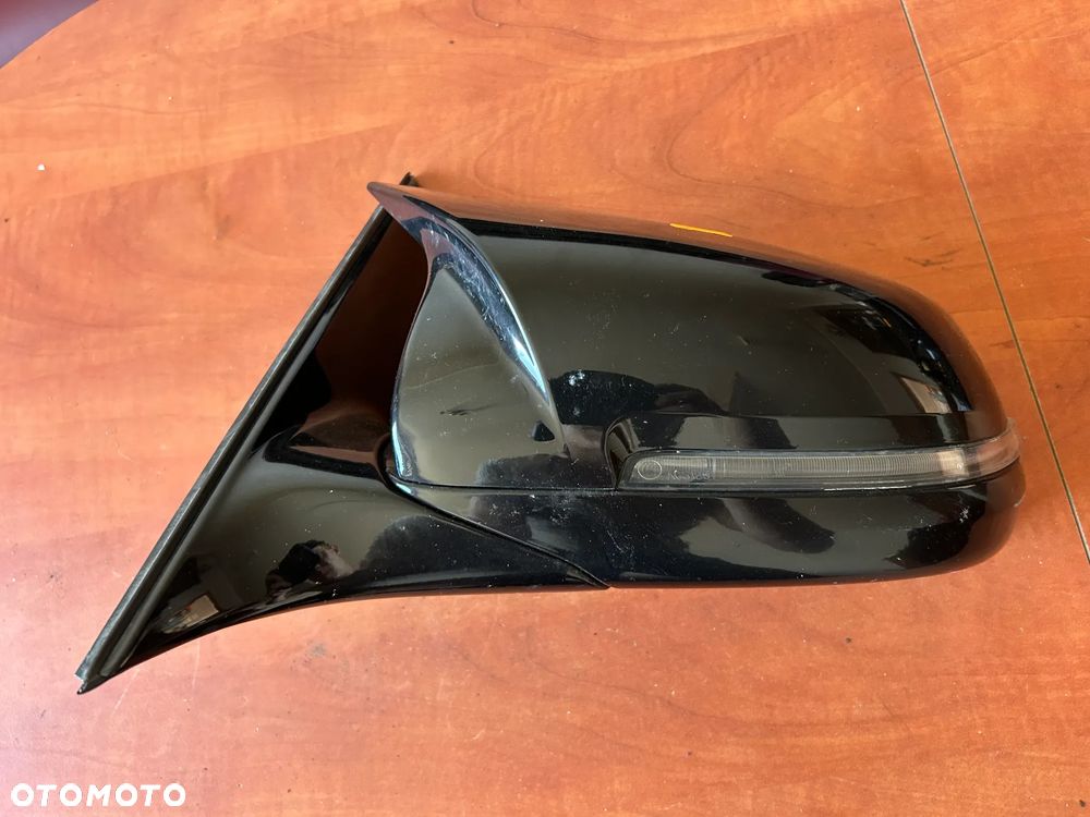 LUSTERKO PRAWE 7 PIN F0153122 LEWE 7 PIN F0153121 BMW F10 F11 M PAKIET - 9