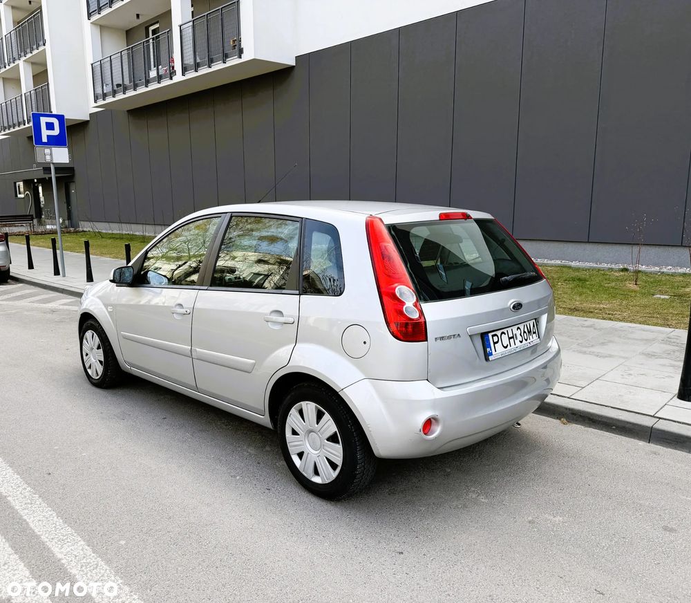 Ford Fiesta - 3