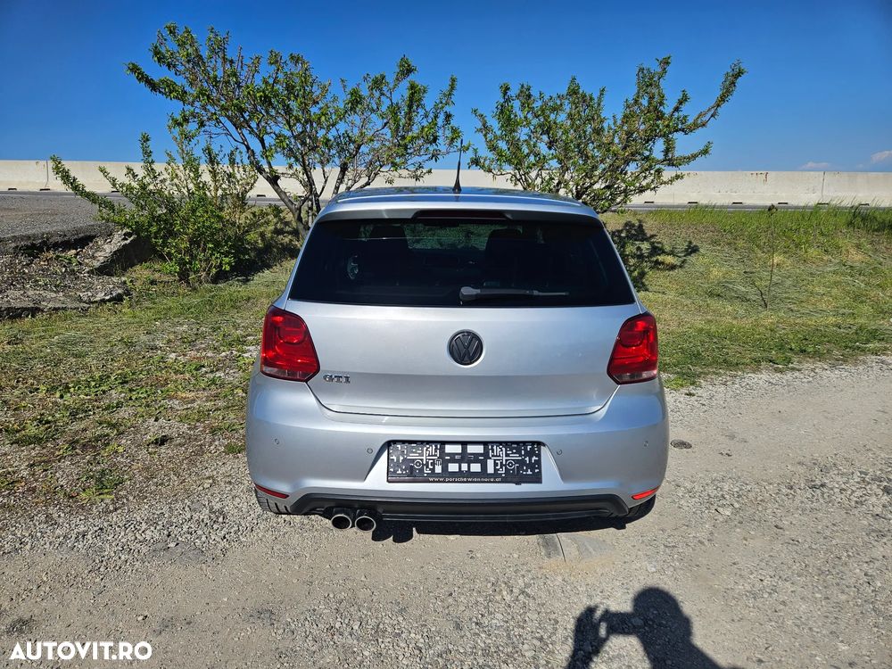 Volkswagen Polo 1.4 DSG GTI - 6