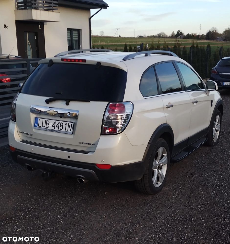 Chevrolet Captiva 3.2 LT high - 4