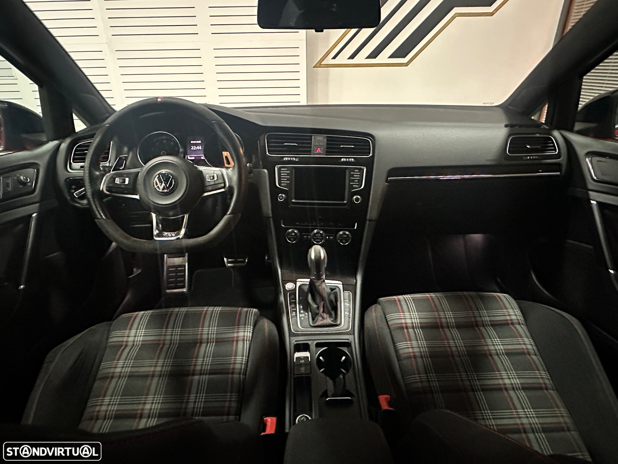 VW Golf 2.0 TSi GTi DSG - 23
