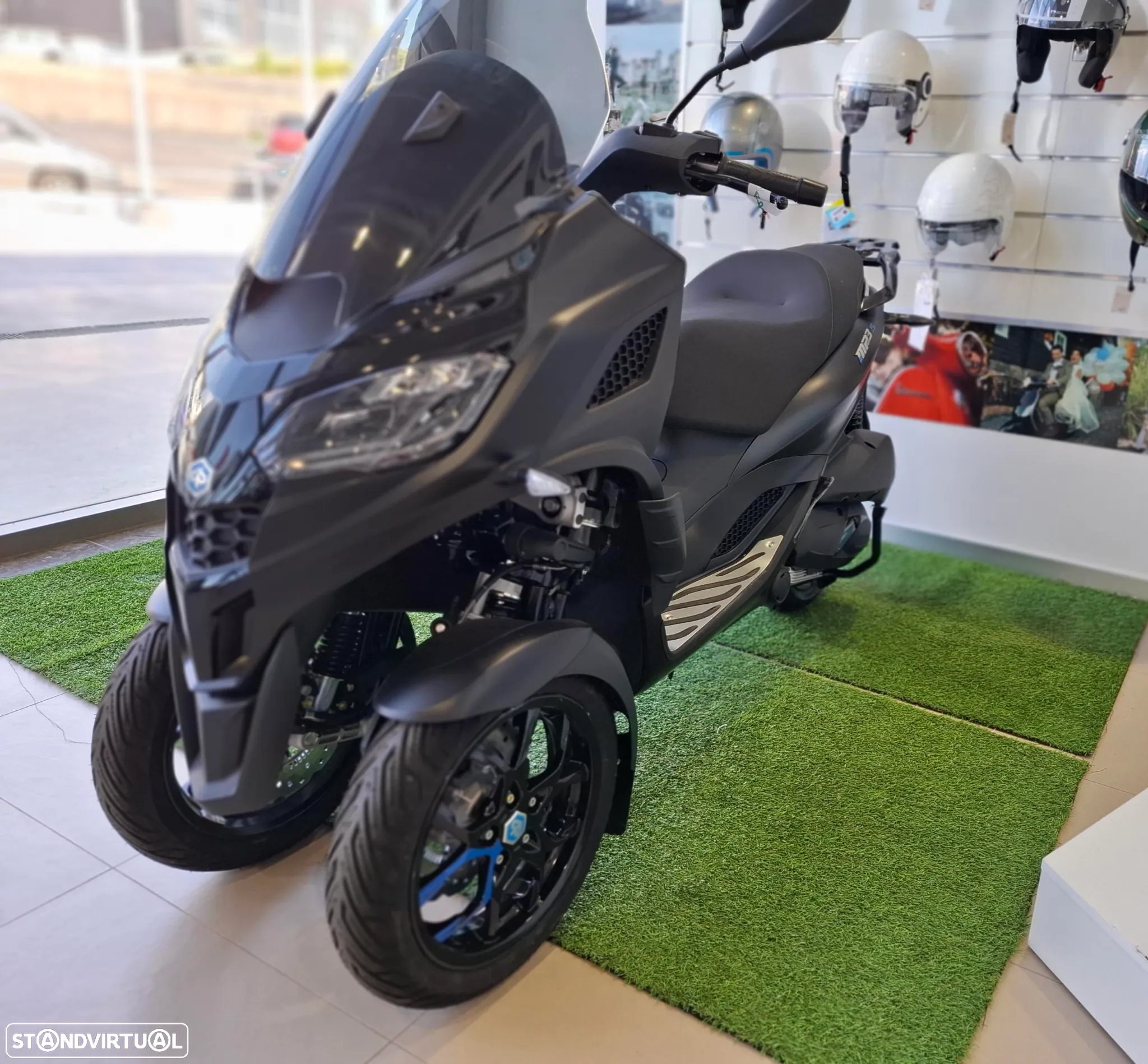 Piaggio MP3 Piaggio MP3 310 - 10