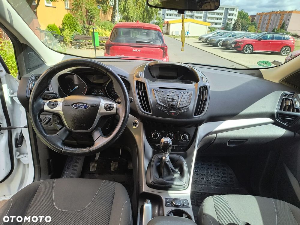 Ford Kuga 2.0 TDCi Titanium - 8