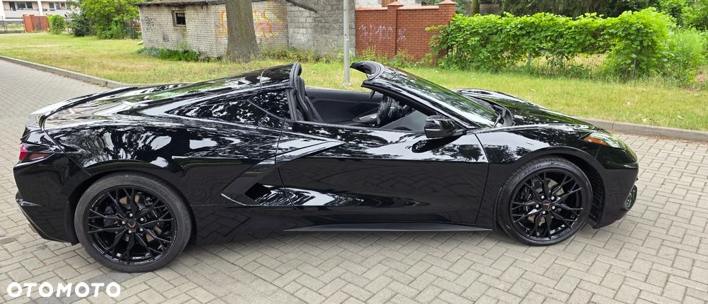 Chevrolet Corvette - 11