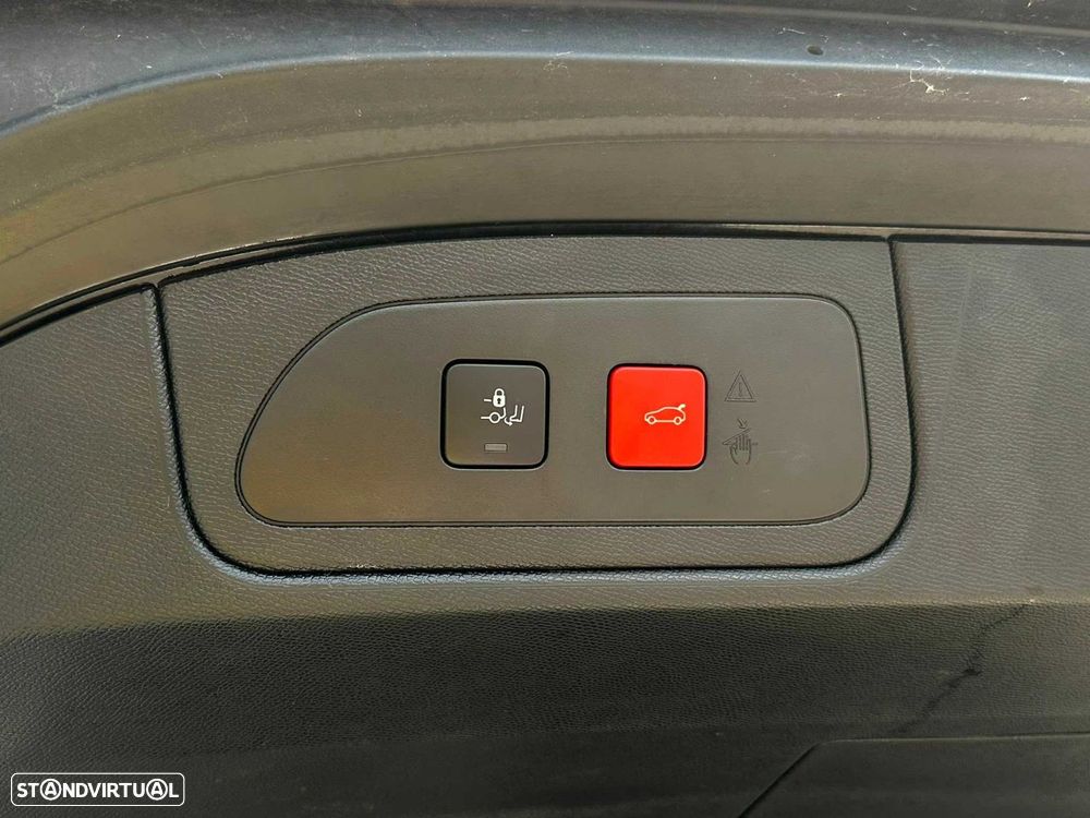 DS 7 Crossback 1.5 BlueHDi Rivoli EAT8 — fotografia 21