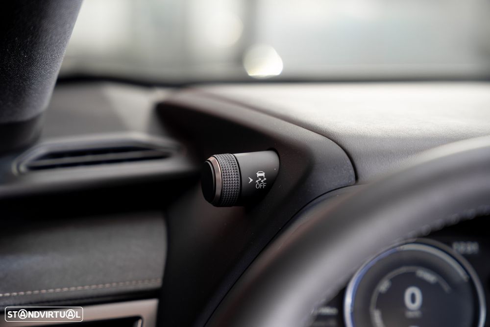 Lexus UX 250h F Sport - 12