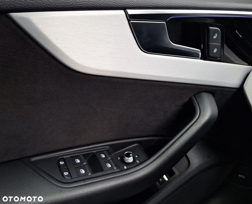 Audi A4 Limousine - 10