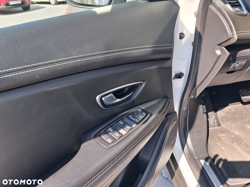 Renault Scenic TCe 140 GPF EDC BUSINESS EDITION - 20