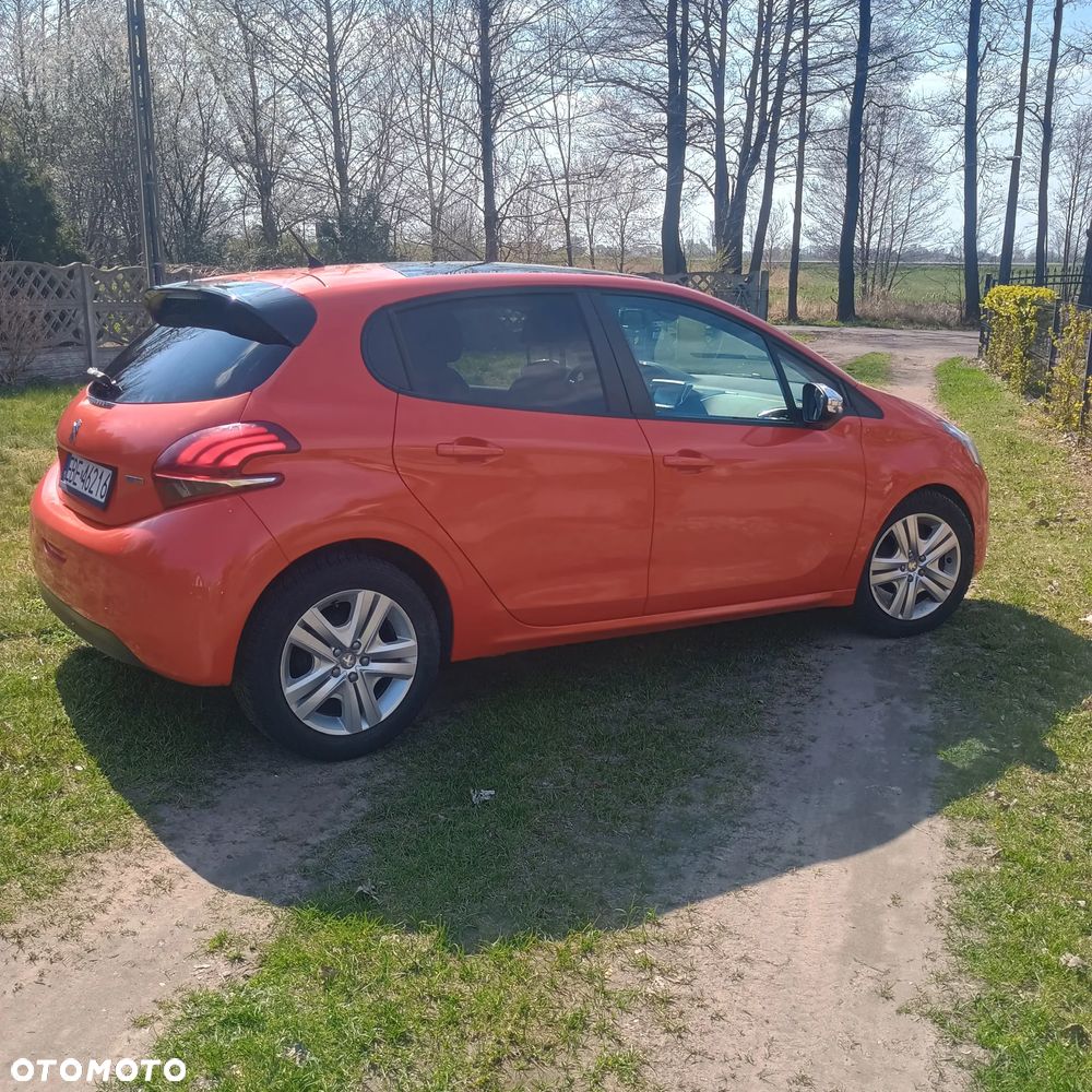 Peugeot 208 1.2 PureTech Style - 4