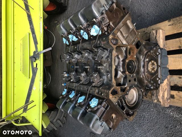 Claas Jaguar - Silnik Mercedes OM 502LA - 4