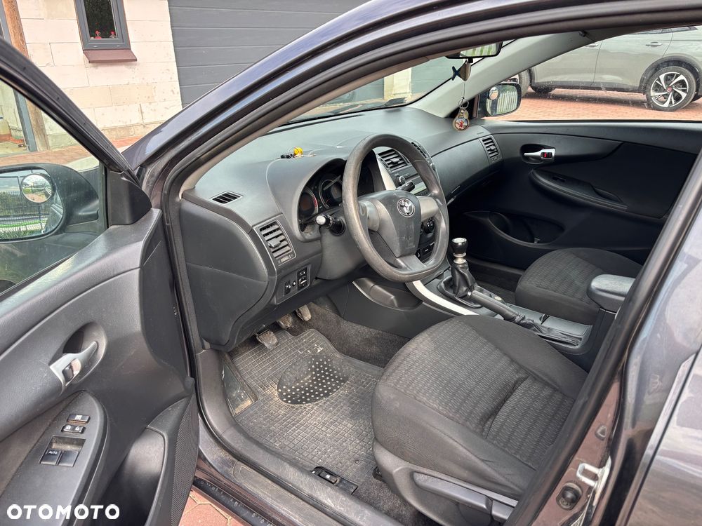 Toyota Corolla 2010 photo 5
