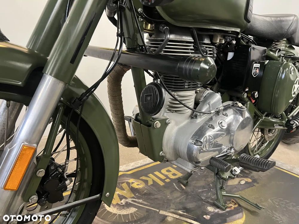 Royal Enfield Classic - 35