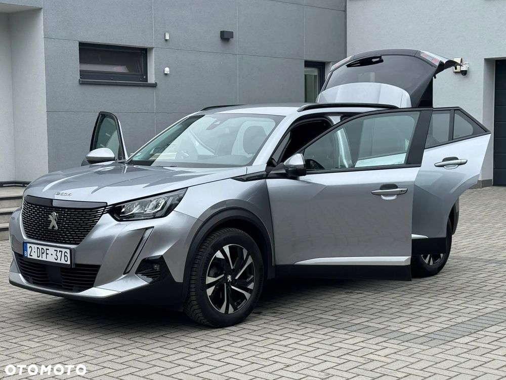 Peugeot 2008 1.2 PureTech Allure Pack S&S - 16