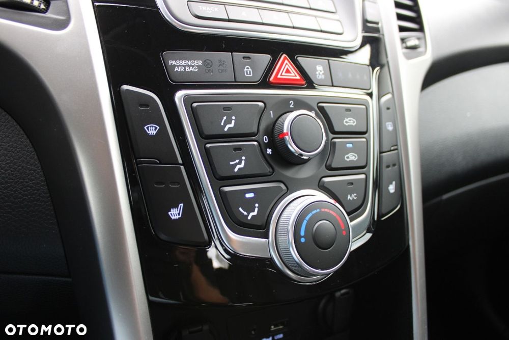 Hyundai i30 - 33