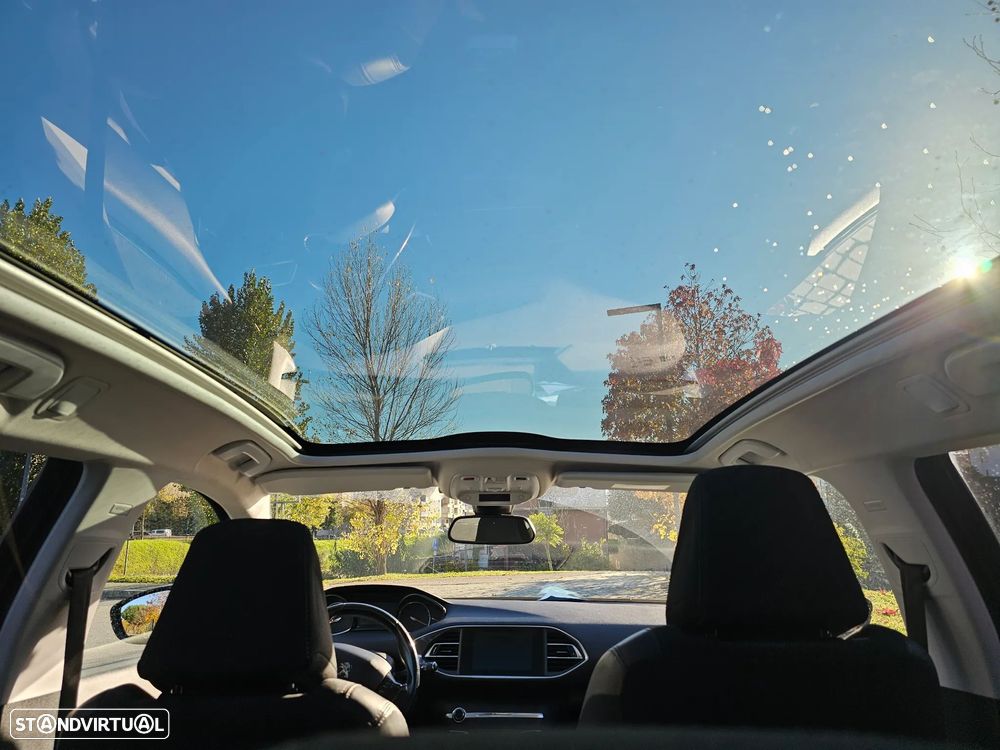 Peugeot 308 1.6 BlueHDi Allure J17 EAT6 - 15