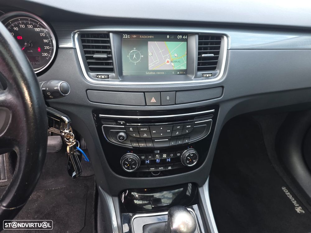 Peugeot 508 SW 1.6 e-HDi Allure 2-Tronic - 30