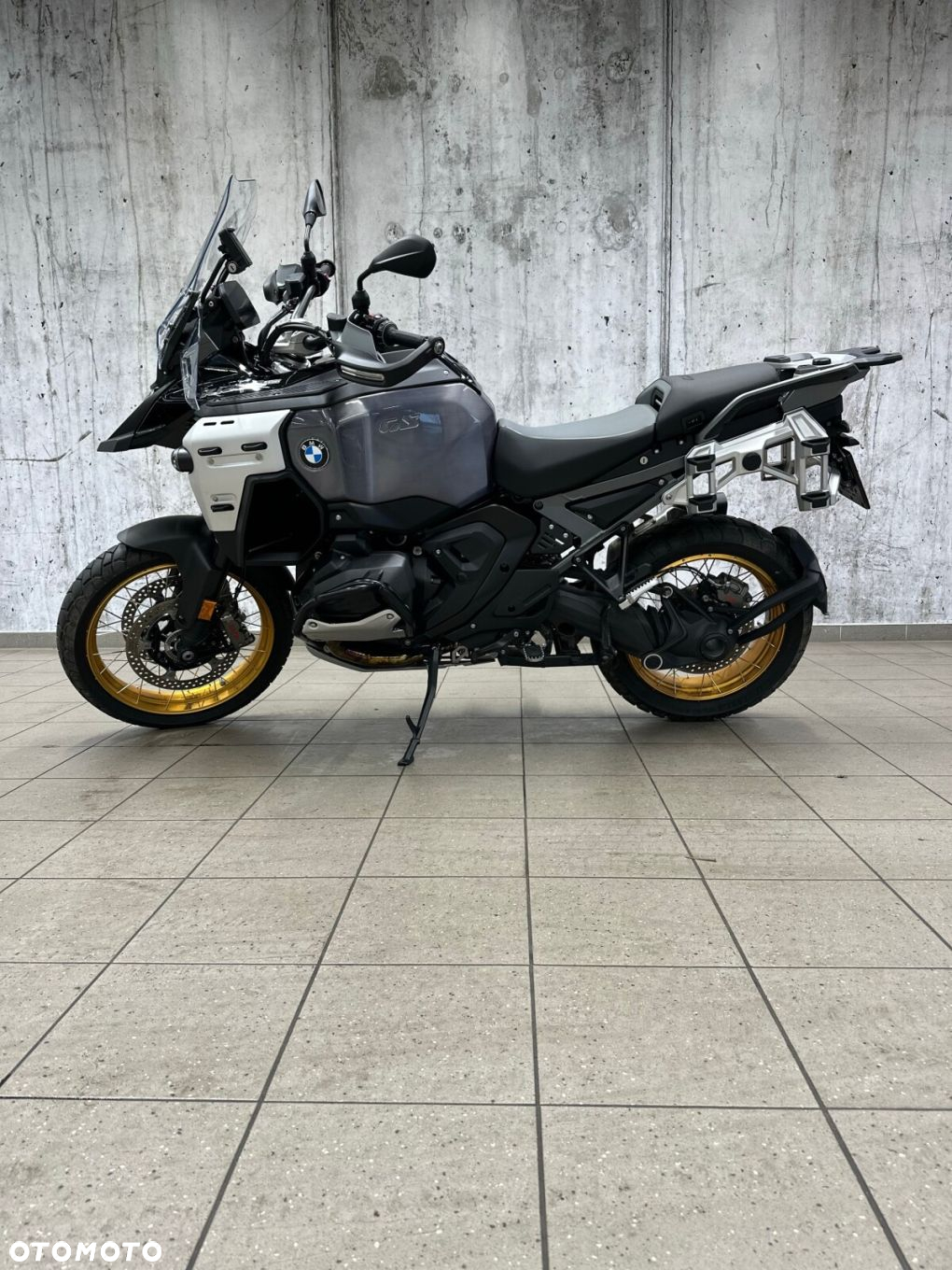 BMW R - 2