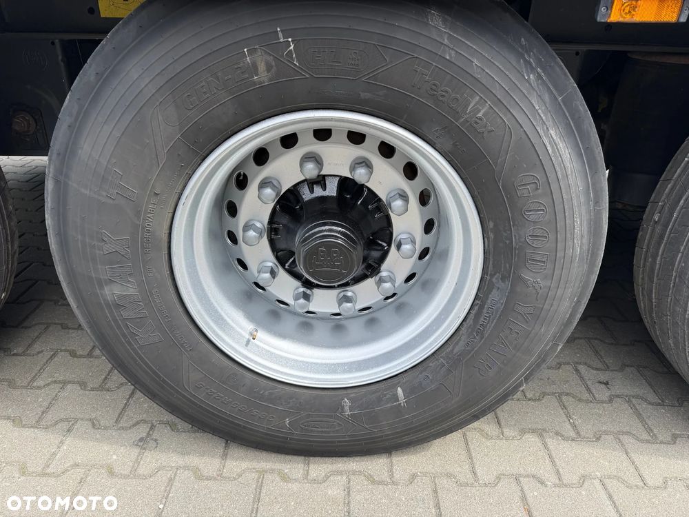 Krone Hakowa, Carrier Vector HE19, Nowe opony!! - 17