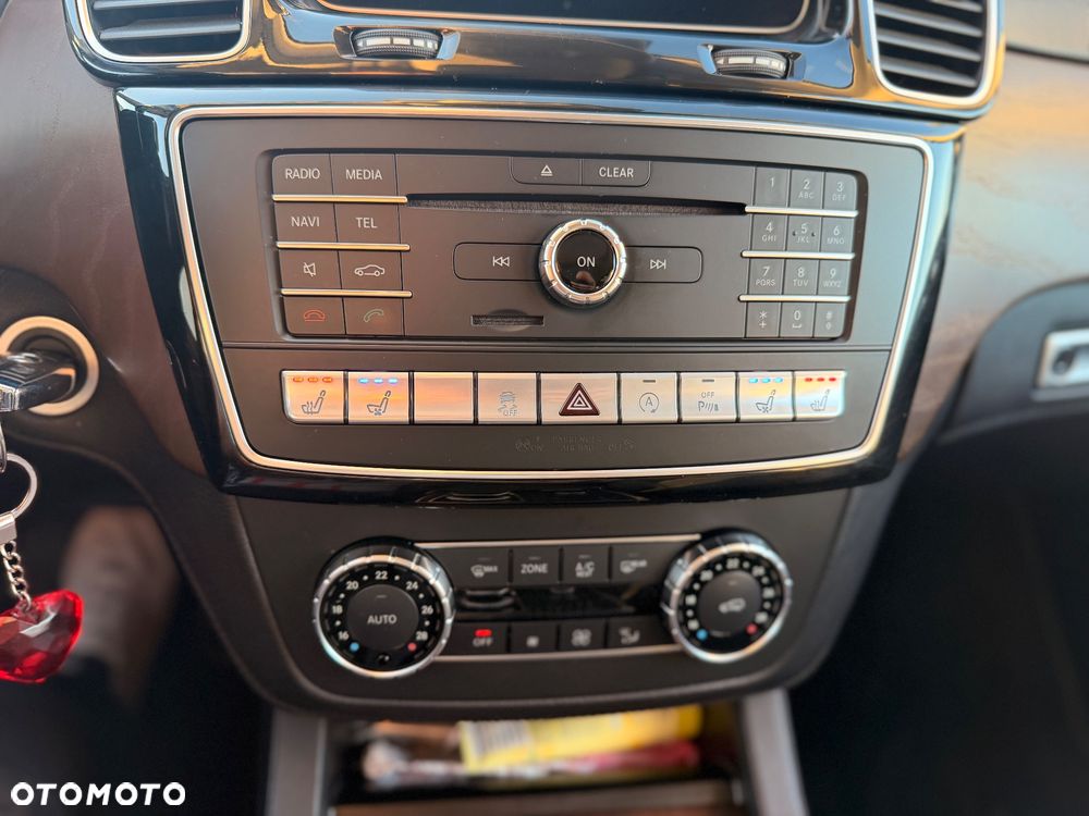 Mercedes-Benz GLE 350 d 4-Matic - 23