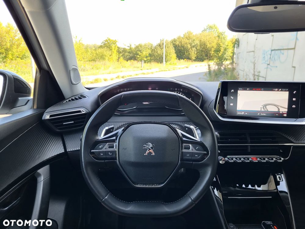 Peugeot 2008 - 10