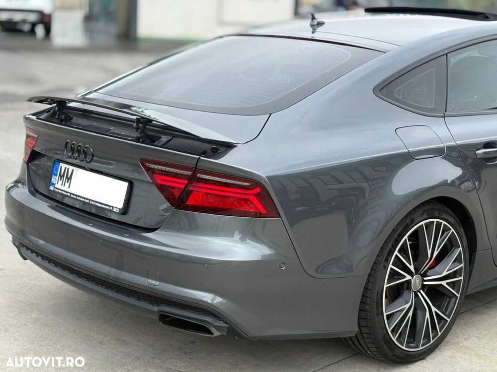 Audi A7 - 8