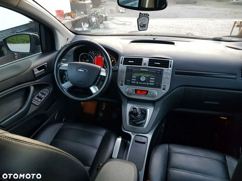 Ford Kuga 2.0 TDCi Titanium - 12