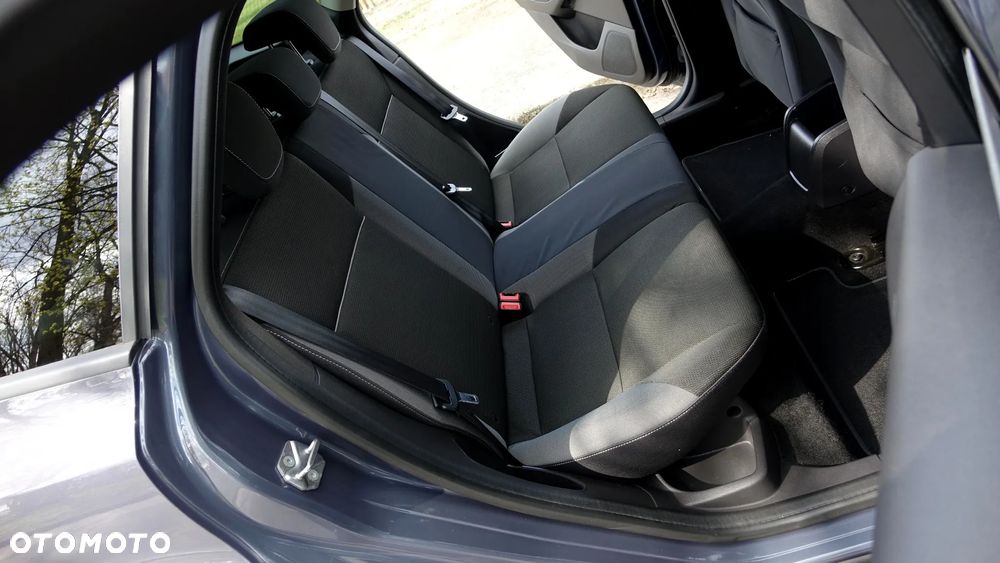 Ford Focus 1.6 Gold X (Edition) - 11